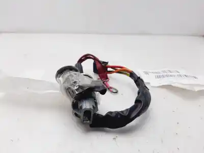 Second-hand car spare part ignition switch for renault clio ii fase ii (b/cb0) generique oem iam references 7701470736  