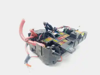 Peça sobressalente para automóvel em segunda mão caixa de fusíveis e relés por bmw serie 5 touring (e61) 525d referências oem iam 6906599