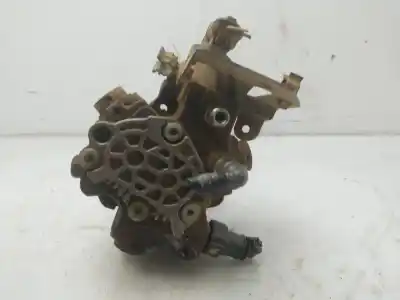 Pezzo di ricambio per auto di seconda mano pompa diniezione per citroen berlingo first combi 1.6 hdi 75 sx riferimenti oem iam 9683703780  