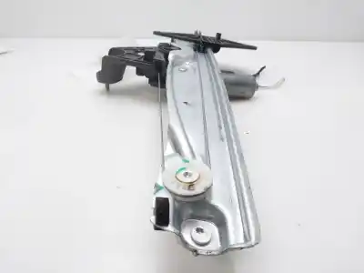 Pezzo di ricambio per auto di seconda mano ALZACRISTALLI ANTERIORE DESTRO per DACIA SANDERO  Riferimenti OEM IAM 807209782R  