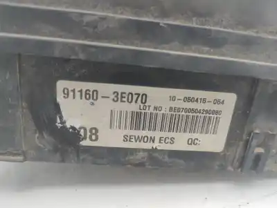 Peça sobressalente para automóvel em segunda mão caixa de fusíveis e relés por kia sorento 2.5 crdi concept referências oem iam 911603e070