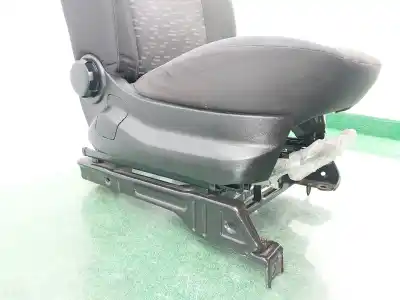 Автозапчасти б/у сиденье правое переднее за opel combo d kasten l1h1 2.4t 90 cv / 66 kw ссылки oem iam 95518084  