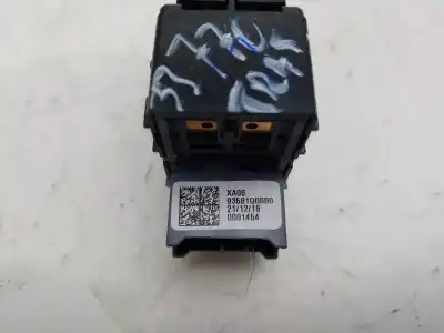 Peça sobressalente para automóvel em segunda mão botão / interruptor elevador vidro traseiro direito por hyundai bayon maxx 2wd 84 cv / 62 kw referências oem iam 93581q0000