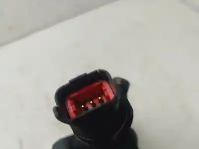 Автозапчастина б/у рампа инжектора для ford focus lim. (cb4) trend посилання на oem iam 9654592680