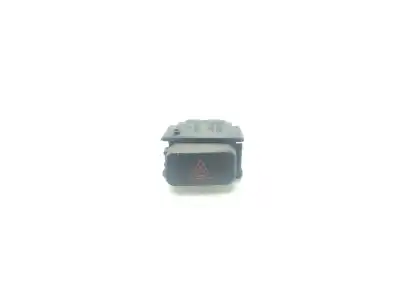 Second-hand car spare part hazard warning lights for toyota hilux (kun) double cab 4x4 oem iam references 157962 Second-hand car spare part hazard warning lights for toyota hilux (kun) double cab 4x4 oem iam references 157962