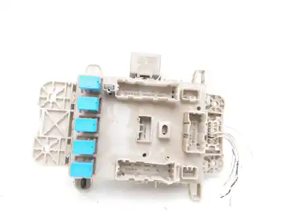 Peça sobressalente para automóvel em segunda mão caixa de fusíveis e relés por toyota rav 4 (a2) 2.0 d-4d executive 4x4 (2003->) referências oem iam 8198050030