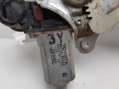 Peça sobressalente para automóvel em segunda mão elevador de vidros dianteiro direito por toyota rav 4 (a2) 2.0 d-4d executive 4x4 (2003->) referências oem iam 8571042080