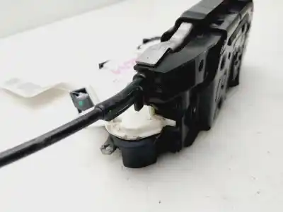 Автозапчастина б/у замок дверей заднього лівого для skoda rapid ambition посилання на oem iam 5e0839015a   Автозапчастина б/у замок дверей заднього лівого для skoda rapid ambition посилання на oem iam 5e0839015a