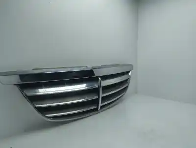 Автозапчастина б/у передня решіта для ssangyong kyron 200 xdi limited посилання на oem iam 7945109100  