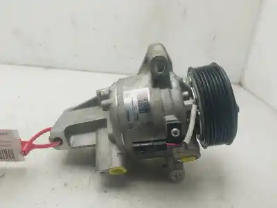 Peça sobressalente para automóvel em segunda mão COMPRESSOR DE AR CONDICIONADO A/A A/C por DACIA DUSTER II  Referências OEM IAM 926005689R  