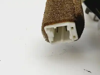 Second-hand car spare part interior light for subaru xv active oem iam references 84621fg110me  