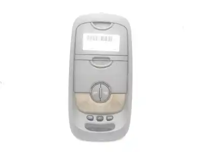 Second-hand car spare part interior light for kia sorento 2.5 crdi concept oem iam references 940a03e010  