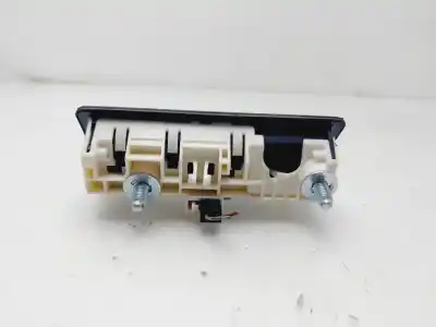 Second-hand car spare part tailgate back door handle for audi a3 (8v) attraction oem iam references 5n0827566