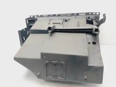 Second-hand car spare part glove compartment for renault clio iii collection oem iam references 8200475692