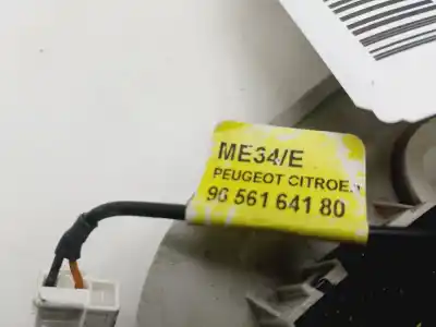 Second-hand car spare part interior light for citroen c4 lim. seduction oem iam references 9671645977  