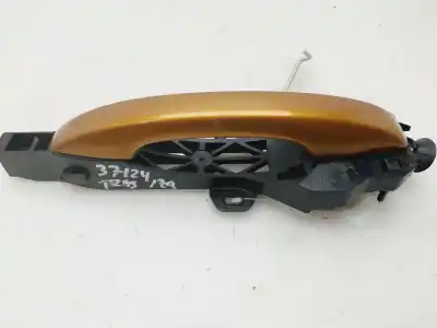 Peça sobressalente para automóvel em segunda mão puxador exterior traseiro esquerdo por dacia sandero iii stepway comfort referências oem iam 806072916r