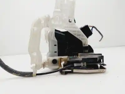 Tweedehands auto-onderdeel deurslot rechts voor voor kia carens iv 1.7 crdi oem iam-referenties 81320a4010