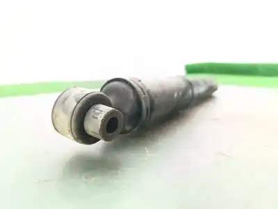 Second-hand car spare part rear left shock absorber for renault megane i scenic (ja0) 1.6 16v kaleido oem iam references 7701479086
