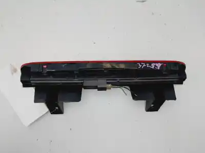 Second-hand car spare part central brake light for suzuki ignis rm (mh) básico oem iam references 03318040  