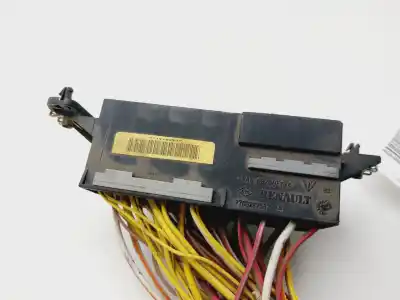 Second-hand car spare part FUSE BOX UNIT for RENAULT CLIO II FASE I (B/CBO)  OEM IAM references 7703297597  