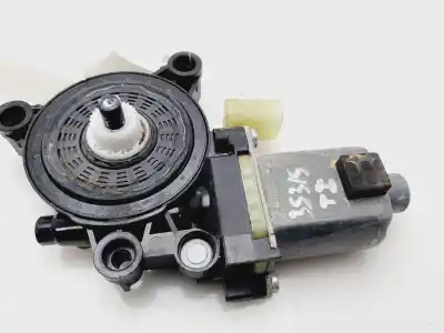 Автозапчастина б/у двиг скла задне ліво для kia ceed business посилання на oem iam 83450j7000  