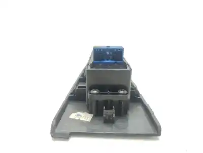 Second-hand car spare part left front power window switch for ssangyong kyron 200 xdi premium 4wd oem iam references 7225009000  