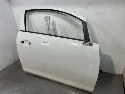 Second-hand car spare part front right door for opel corsa d essentia oem iam references 93191127