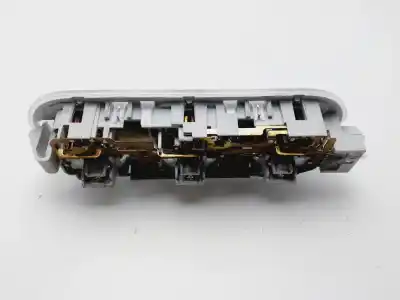 Pezzo di ricambio per auto di seconda mano luce interna per nissan note acenta riferimenti oem iam 8200073234  