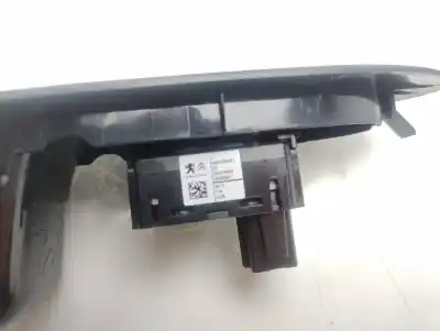 Peça sobressalente para automóvel em segunda mão botão / interruptor elevador vidro traseiro esquerdo por citroen c4 lim. live edition referências oem iam 96657926xt
