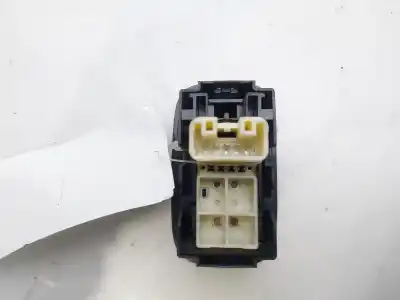 Second-hand car spare part rear right power window switch for toyota auris active oem iam references 848100d030