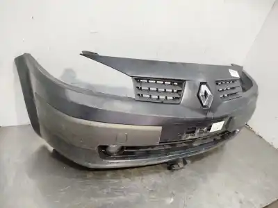 İkinci el araba yedek parçası ÖN TAMPON için RENAULT MEGANE II BERLINA 3P  OEM IAM referansları 620226236R  