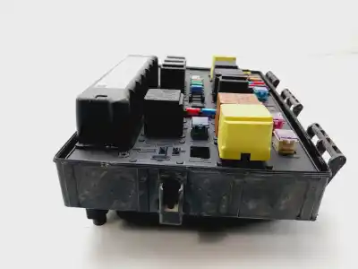 Second-hand car spare part fuse box unit for opel astra gtc enjoy oem iam references 13206751  