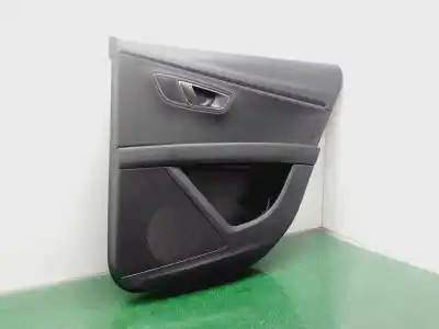 Автозапчастина б/у обликка задніх правіх дверей для seat leon st (5f8) 1.8 tsi посилання на oem iam 5f4867116  