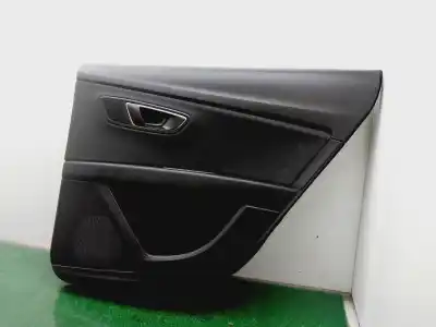 Автозапчастина б/у обликка задніх правіх дверей для seat leon st (5f8) 1.8 tsi посилання на oem iam 5f4867116  
