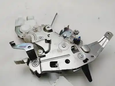 Second-hand car spare part right side door lock for dacia dokker essential oem iam references 826701823r