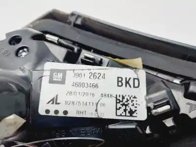Автозапчастина б/у внутрішній правий завод для opel corsa e selective посилання на oem iam 39012624  
