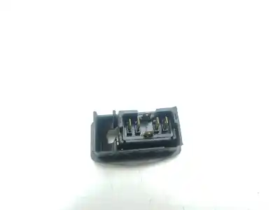 Pezzo di ricambio per auto di seconda mano interruttore alzacristalli anteriore destro per aixam a741 k44vba riferimenti oem iam 6848141  