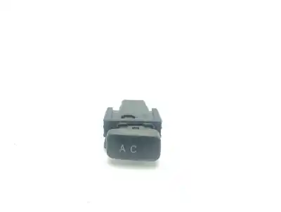 Second-hand car spare part switch for toyota hilux (kun) double cab 4x4 oem iam references 153984   Second-hand car spare part switch for toyota hilux (kun) double cab 4x4 oem iam references 153984