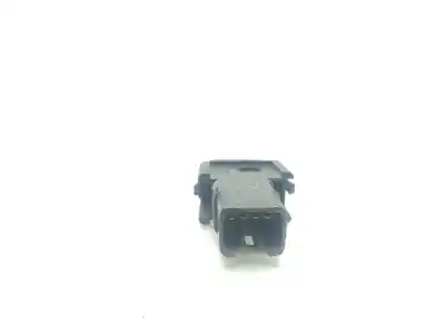 Second-hand car spare part switch for toyota hilux (kun) double cab 4x4 oem iam references 153984   Second-hand car spare part switch for toyota hilux (kun) double cab 4x4 oem iam references 153984