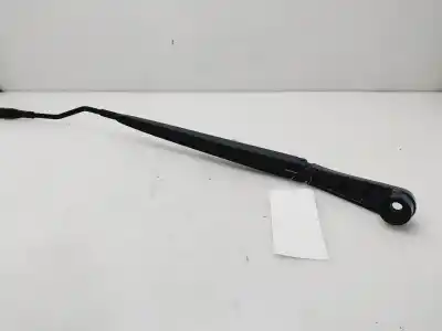 Автозапчастина б/у передній правий річок склоочисника для hyundai i20 (bc3) slx 84 cv / 62 kw посилання на oem iam 98320q0000  