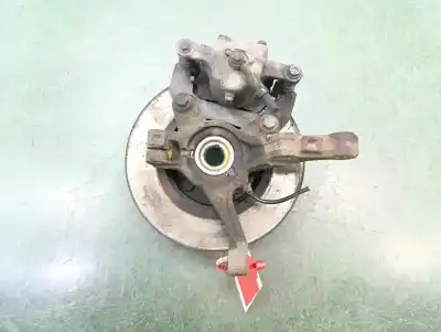Pièce détachée automobile d'occasion MOYEU DE ROUE AVANT DROITE pour FORD FIESTA (CB1)  Références OEM IAM 1544566  