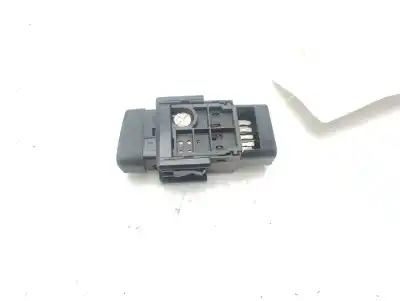 İkinci el araba yedek parçası uyari için toyota hilux (kun) double cab 4x4 oem iam referansları 157962