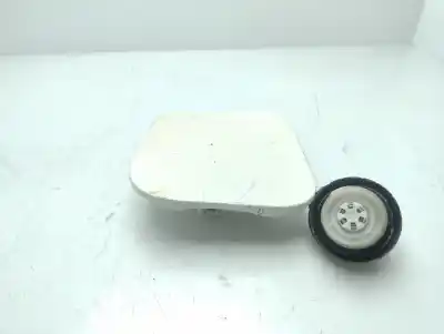 Автозапчастина б/у зовнішній пливний колпак для toyota hilux (kun) double cab 4x4 посилання на oem iam 77350kk020  