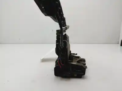 Автозапчастина б/у замок дверей заднього лівого для seat leon (1m1) 1.9 sdi посилання на oem iam 3b4839015m  