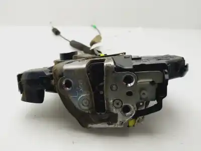Second-hand car spare part left front door lock for lexus is200 (ds2/is2) 220d oem iam references 6932053030