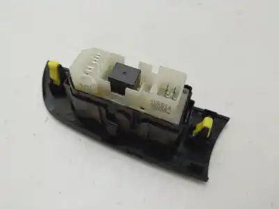 Second-hand car spare part rear right power window switch for lexus is200 (ds2/is2) 220d oem iam references 8403053020  