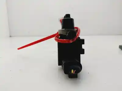 Автозапчастина б/у додатковий повітряний клапан для seat leon (1m1) 1.9 sdi посилання на oem iam 1j0906627  