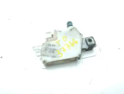İkinci el araba yedek parçası arka sag merkezi kilit motoru için opel monterey ltd oem iam referansları 8971283231  