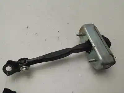Second-hand car spare part door stop for lexus is200 (ds2/is2) 220d oem iam references 6864053021