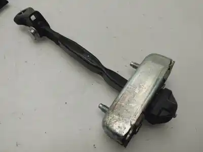 Автозапчасти б/у дверной фиксатор за lexus is200 (ds2/is2) 220d ссылки oem iam 6864053030  